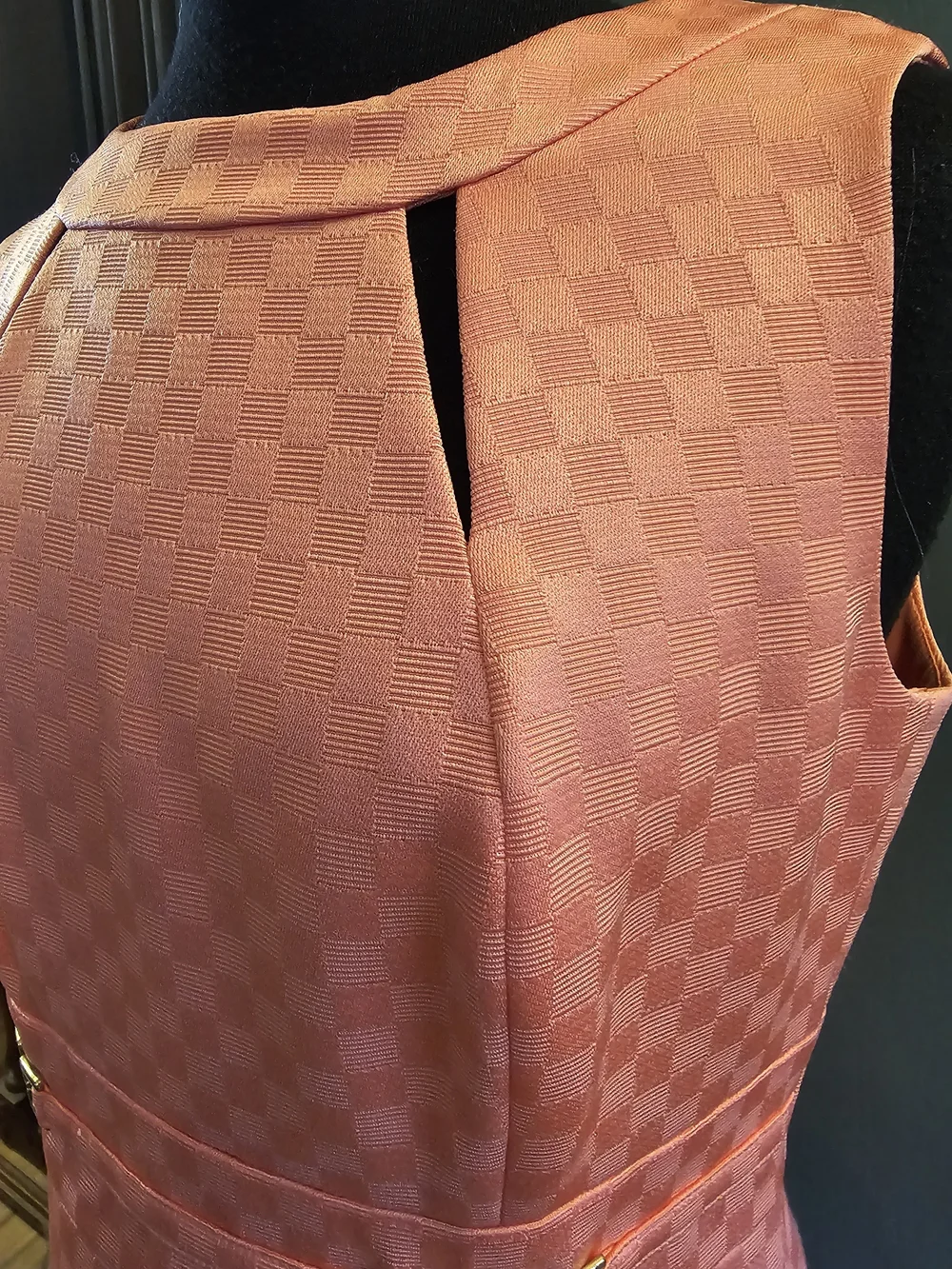 Tahari Coral Pink Dress - Picture 4 of 9